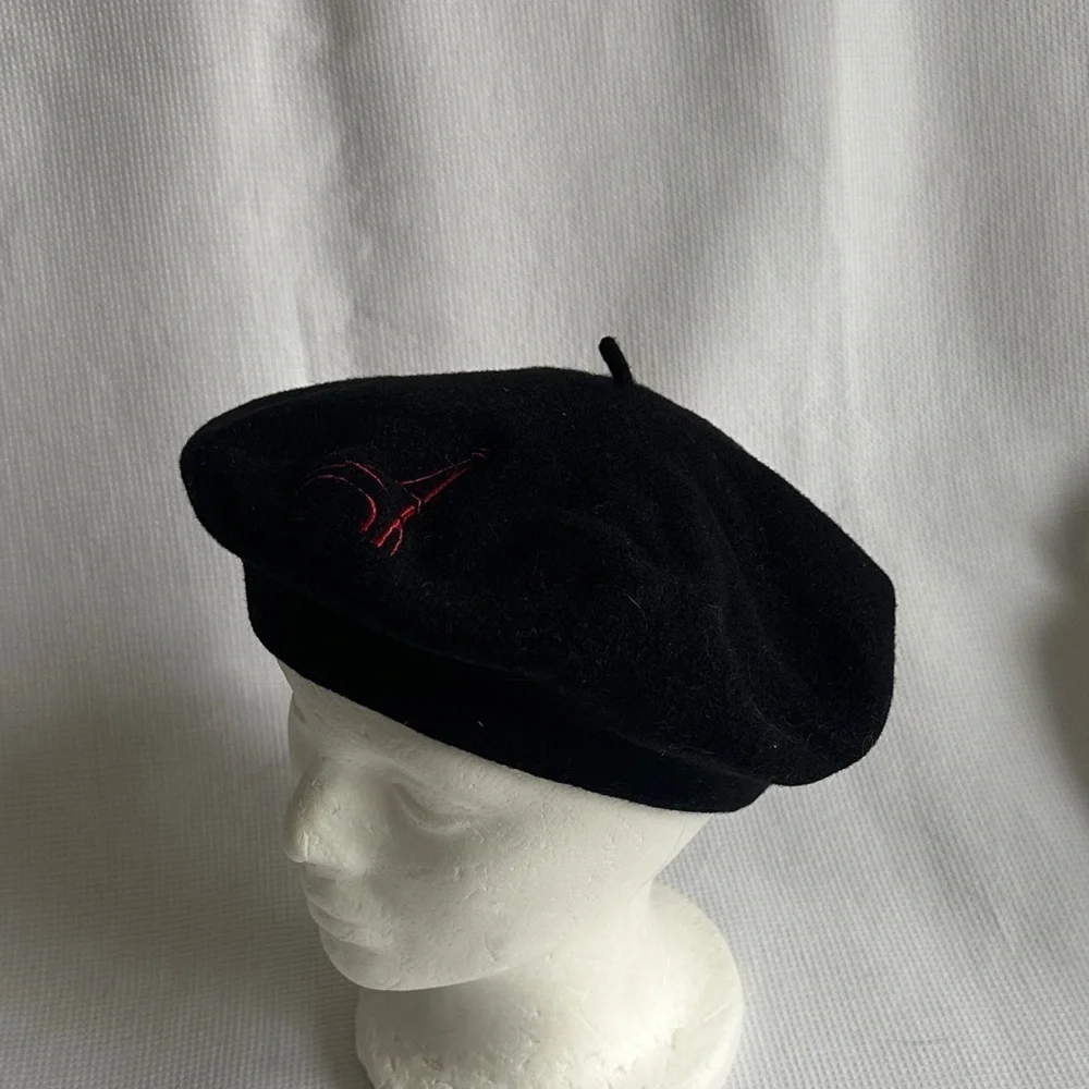 Laulhere France Black Merino Wool Beret Eiffel Tower Embroidery French Size 10 - Picture 1 of 6